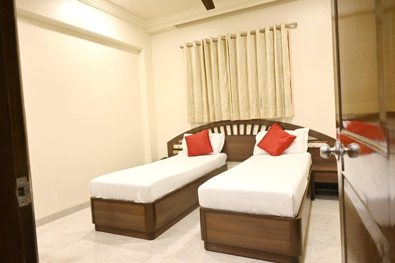 Hotel Sagar Kalyān Екстериор снимка